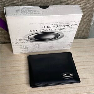 Oakley Black Leather Men's Wallet